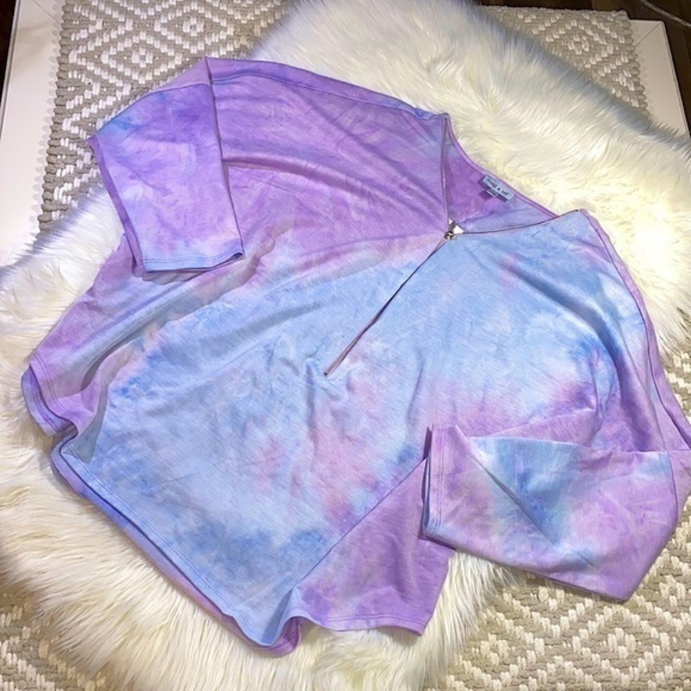 Gorgeous Spring Colors ✖️ Pretty Flowy Pastel 3/4 Sleeve Top